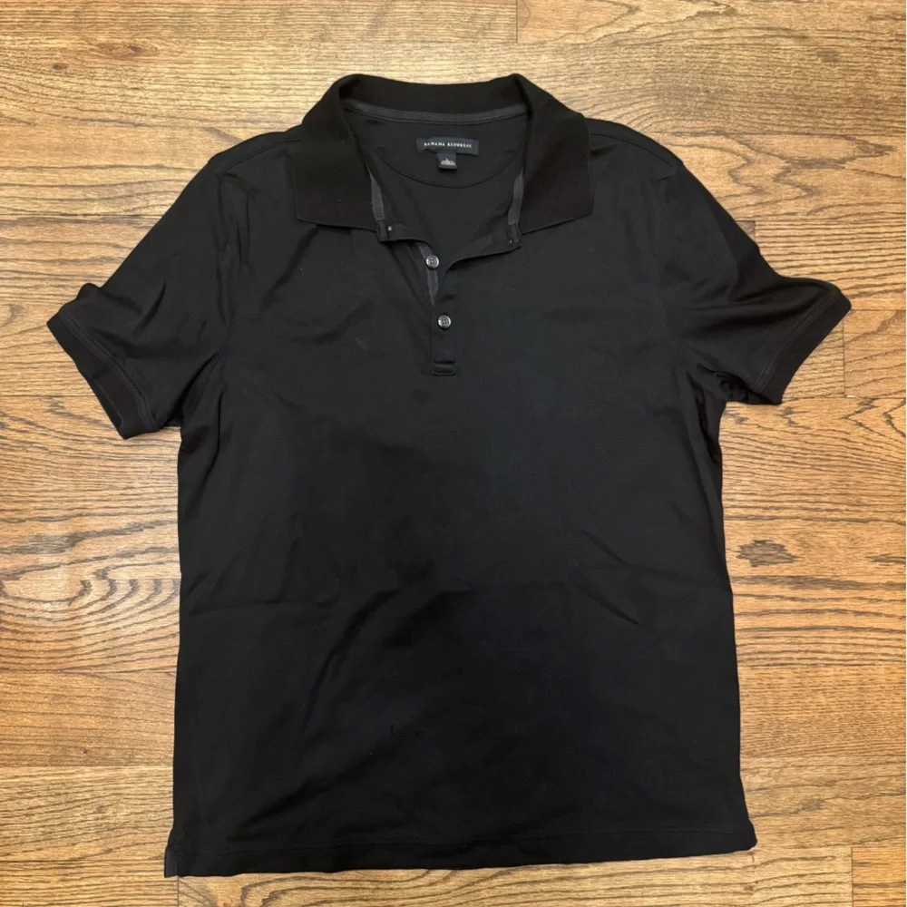 Banana Republic Men’s Classic Black and Blue Polo Shirts, Size Large